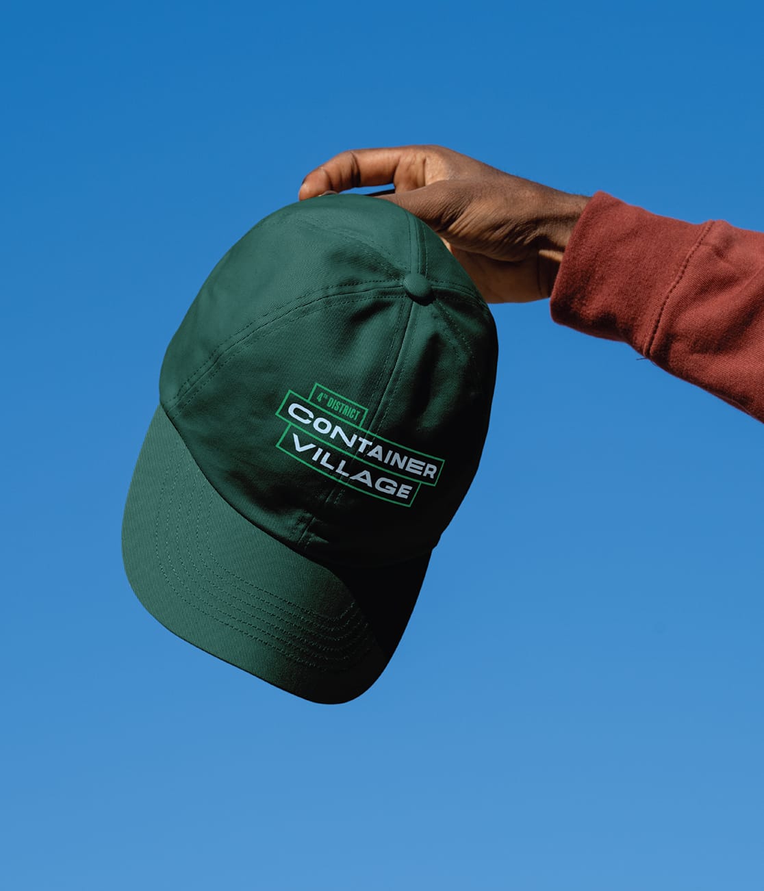 24-lev-036-pro-bono-containervillage-presentation-opt-2-hat-mockups